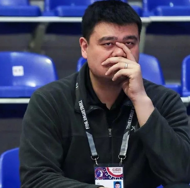 cba 广东失算了！警惕辽京却要被黑马钻空子，七冠王带4巨头狙击杜锋