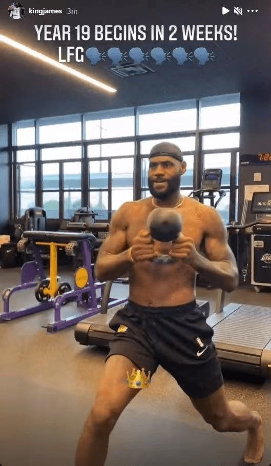 nba 詹姆斯赤膊上阵训练：2周后开启我的第19个赛季！