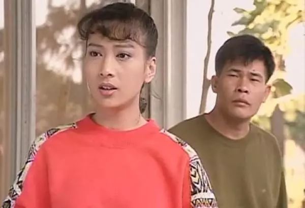 他是家有仙妻男主如今债务缠身却帮债主求情
