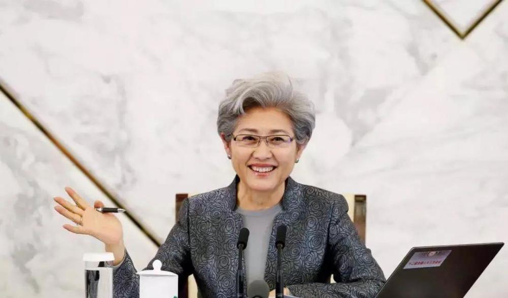 除了张京,见证共和国重要外交历史的"女神"还有她们_腾讯新闻