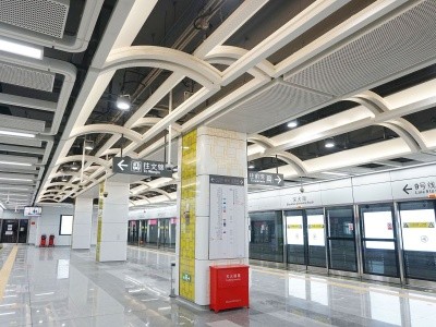 深圳地铁迈向"2分钟时代"