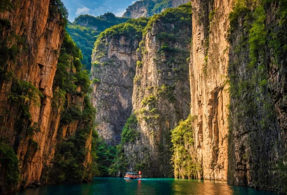 山西长治壮美太行八泉峡