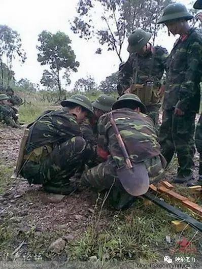 對越自衛反擊戰中的越南武裝,越南女兵貌美如花