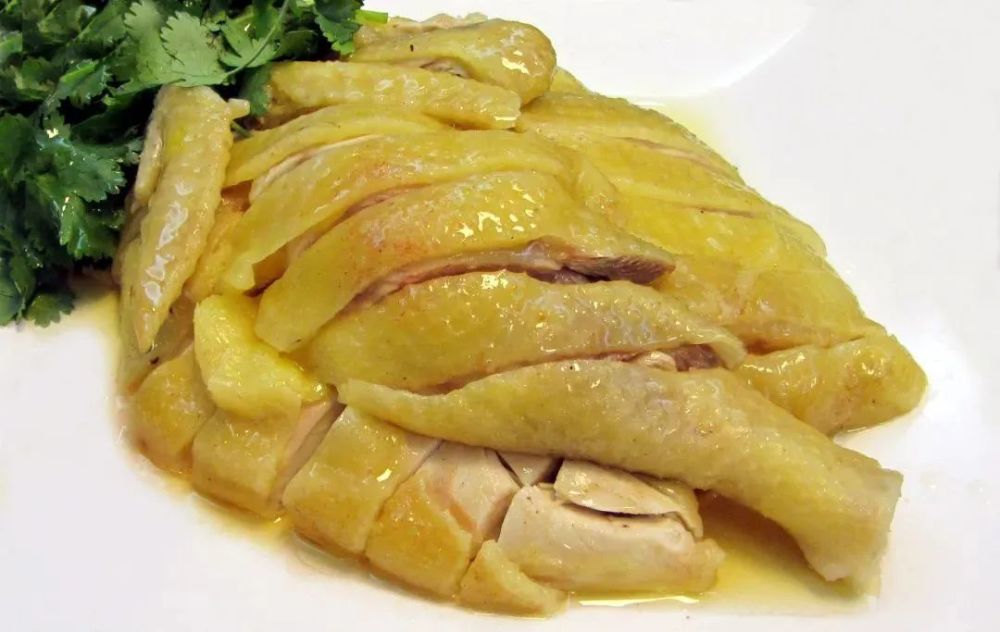 湛江白切鸡以廉江市安铺镇的最为出名.