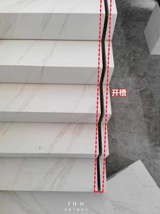 比起大理石我更喜欢岩板,能上墙能铺楼梯,花纹漂亮规格大也耐磨