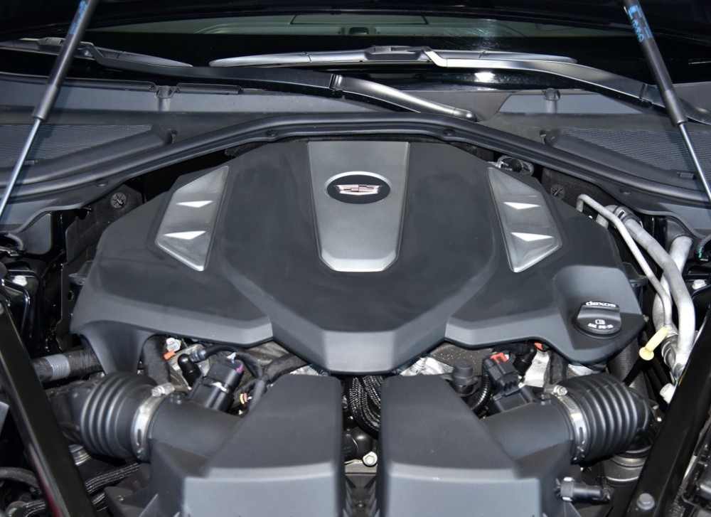 因为在美国,ats最佳移植案例,是移植通用的小缸体v8发动机:ls系列