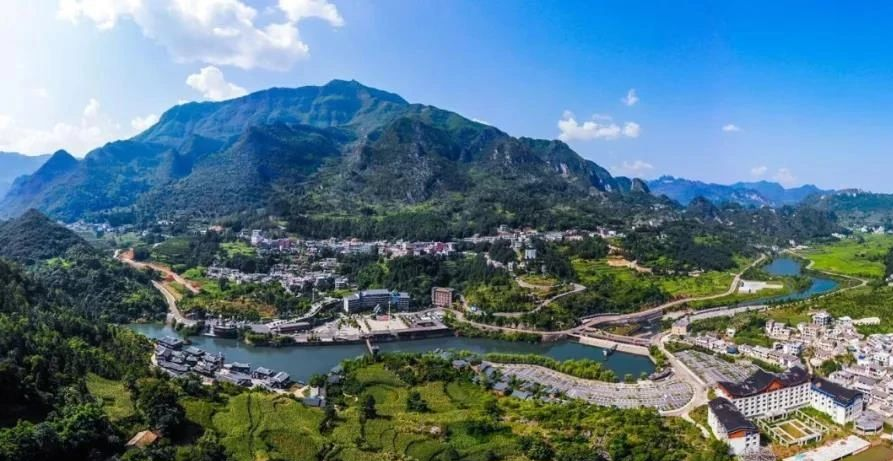 卫星视角下的美丽乡村盘州市舍烹村│隐藏在娘娘山