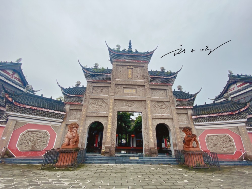 四川德阳这座中国德孝城作为孝文化发源地让游客深有感触