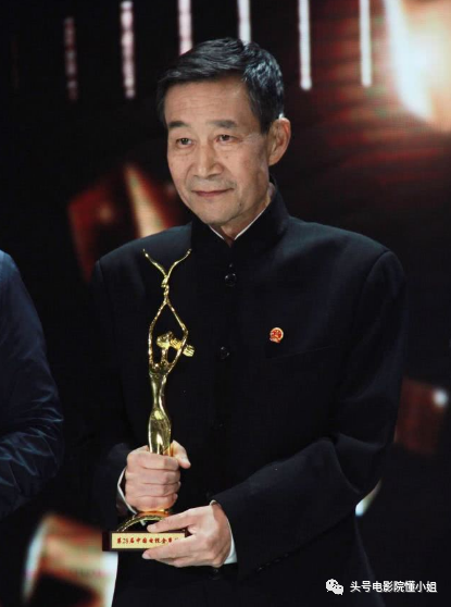 67岁李雪健发文痛批圈内乱象：有的演员自我膨胀，什么勾当都敢干人教版四年级上册英语跟读