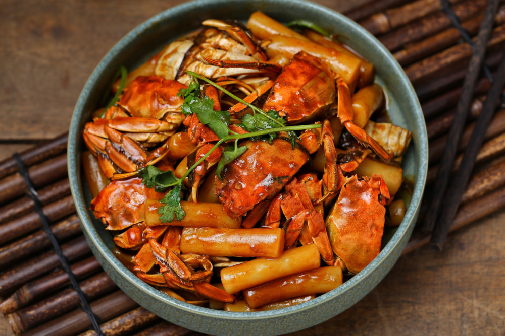 浙江名菜螃蟹烧年糕鲜美软糯汤汁浓郁简单易学中秋家宴露一手