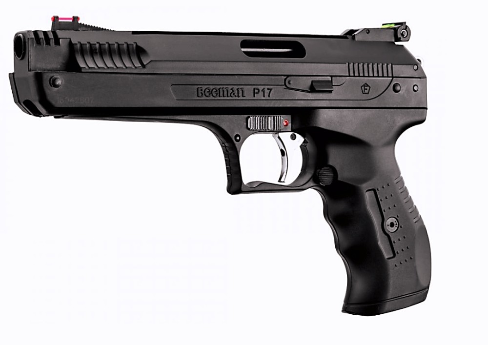 该枪虽然是气动手枪 但无论动能和射击精度 甚至整体颜值 都直追军用