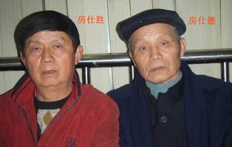 成龙在安徽的两个哥哥：大哥81岁，二哥75岁，2013年见过成龙一面