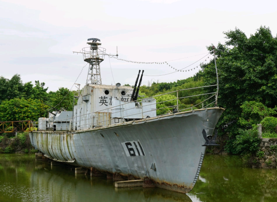 1965年八六海战南海舰队100吨小艇击沉千吨巨舰俘虏200余人