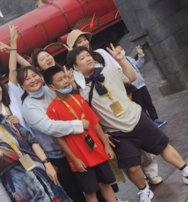 环球旅行男孩(环球旅行第一人)
