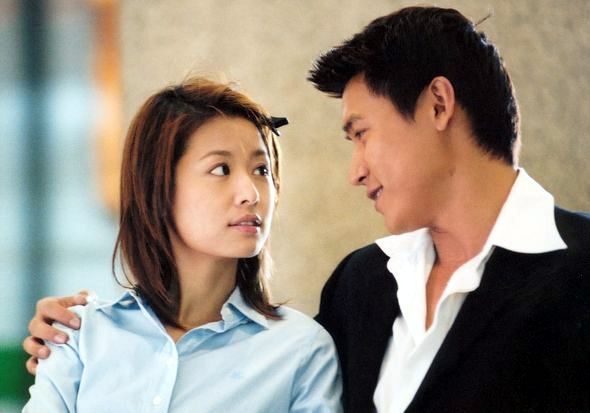 重温《男才女貌》:苏拉很爱邱石,她为何还要逃婚?终于懂了