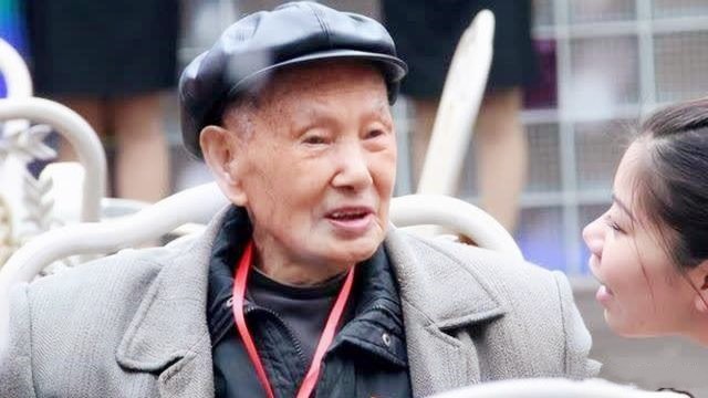 张自忠警卫员曹延明阔别79年终回乡家中仅剩2堆黄土