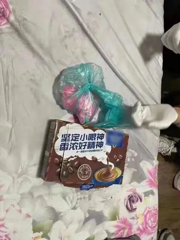 深圳灌咖啡事件图片