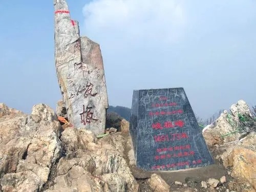 景致记录嵩山不险要吗徐霞客峡谷悬空滑行吓到目不斜视