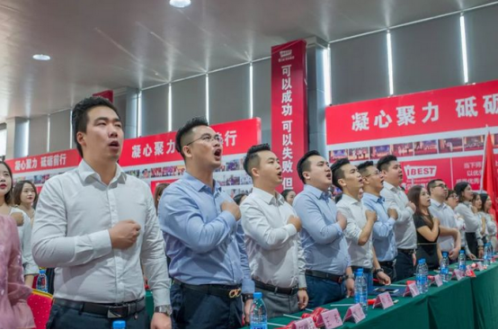 爱贝斯老板被曝携款2亿元跑路,坑了几万人,教育机构扎堆出事?