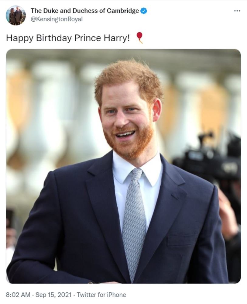 真·祖孙情深，英国女王还是带领王室成员给哈里送上生日祝福双性双根攻鲤鱼乡