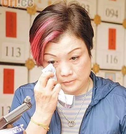 崩溃的陈淑芬:用衣服遮盖张国荣遗体,保全了哥哥最后的尊严