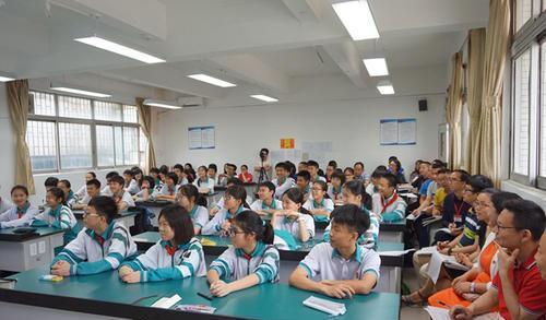 内蒙古十强中学：首府呼市仅两家、包头占了四家，通辽也有一家