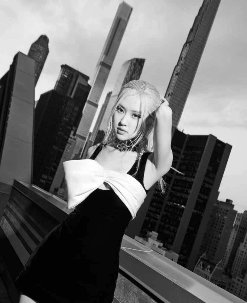 rose朴彩英最新绝美图片