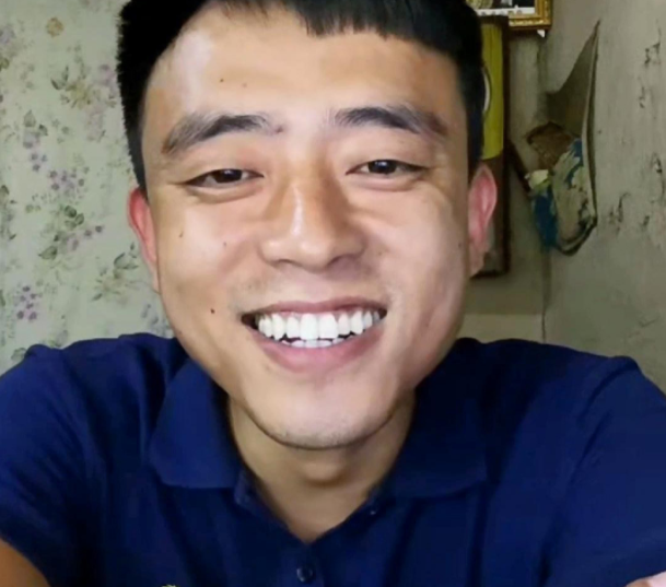 永久封禁铁山靠被处罚102次仍不知悔改千万粉丝网红跌落神坛