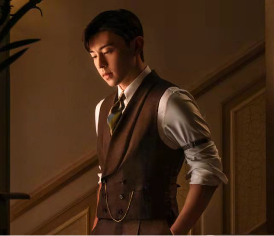 邓伦夜旅人路透颜值不输当年能否凭此剧重回人气巅峰