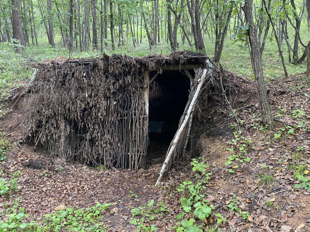 探抗联密营在生死场体味荒野抗敌