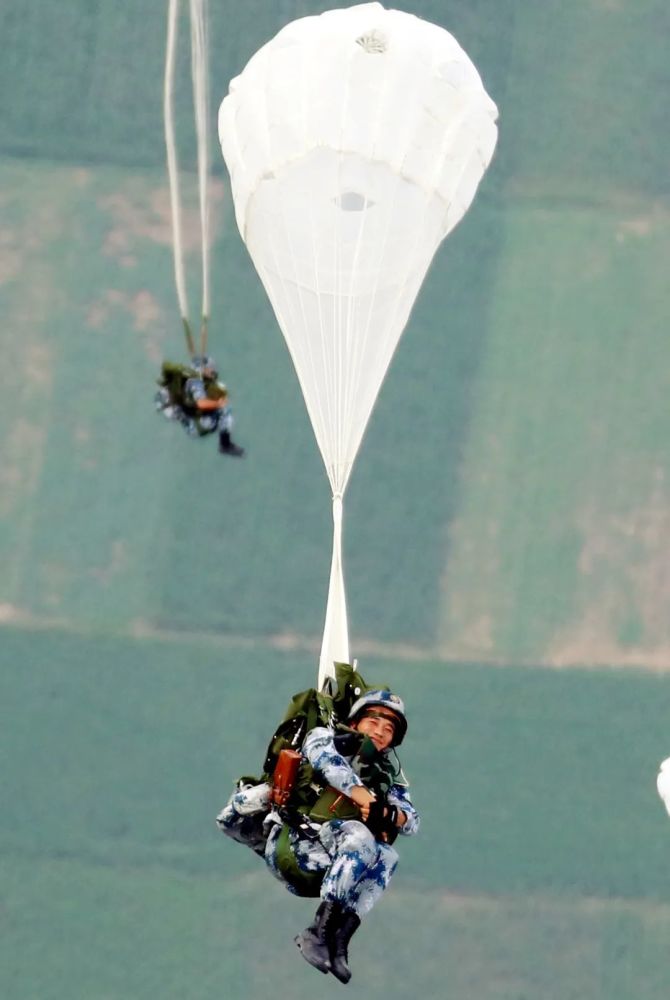 空降兵部队超硬核壁纸发布