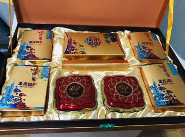 食物的过度包装有多过分奶茶太坑看到月饼中秋过不起了