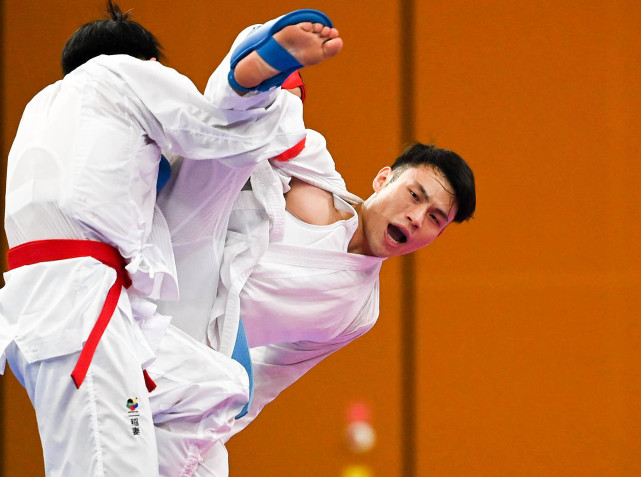 (全运会)空手道——男子67公斤级决赛:王志伟夺冠