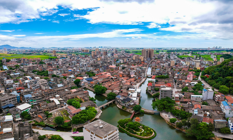 点赞江田镇三溪村水波上的村庄桨声里的乡愁