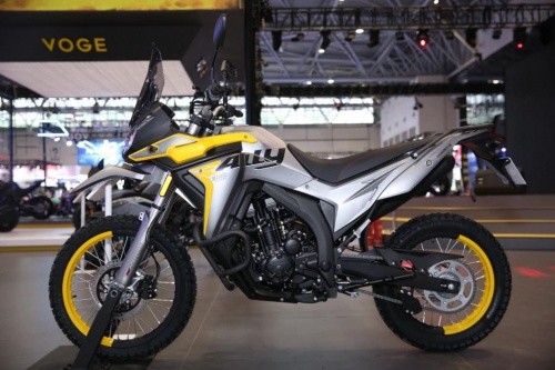 隆鑫无极火力全开 携多款新车型出席摩博会_腾讯新闻