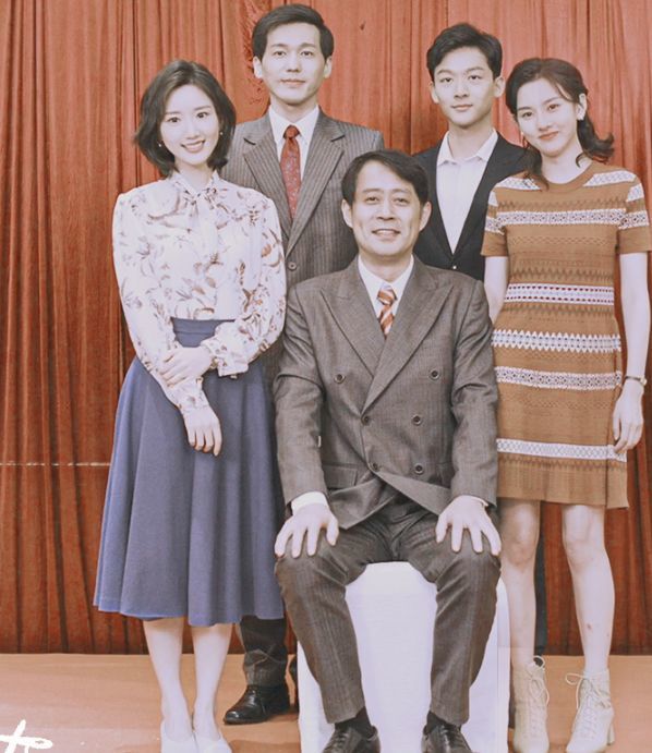 乔家的儿女:全家福看结局,一成没和初恋在一起,四美生下帅气儿子