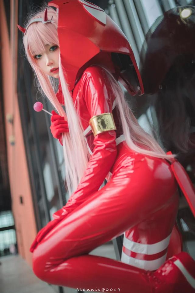 cos丨02小姐姐精美cos