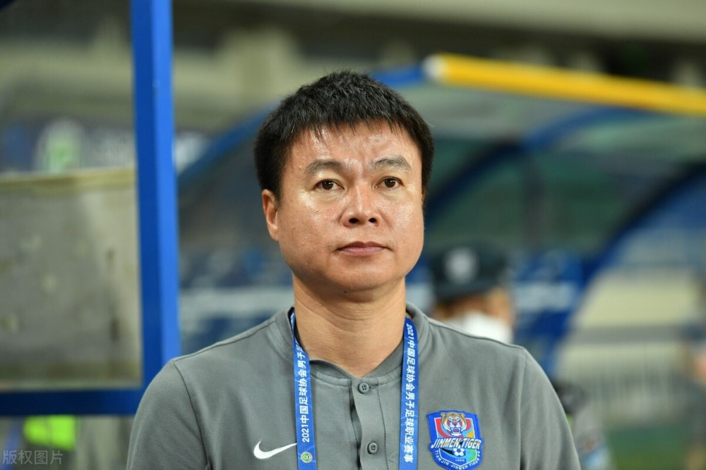早上8点!中超津门虎传出好消息:于根伟冲击"最佳教练"存可能
