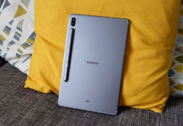 14.6英寸大体验 三星平板s8 ultra在路上