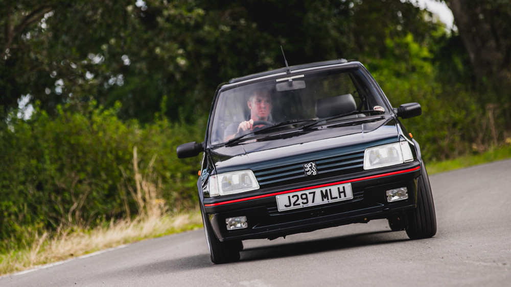 这款标致205gtirestomod可能是终极的老式小钢炮