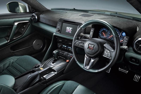 日产发布gt R T Spec 新增午夜紫变色车漆 全网搜