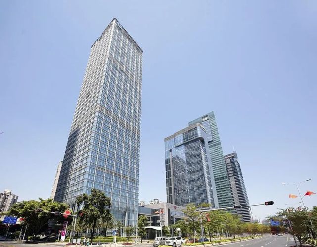 深圳中心区福田高铁站荣超商务中心写字楼招租 打开腾讯新