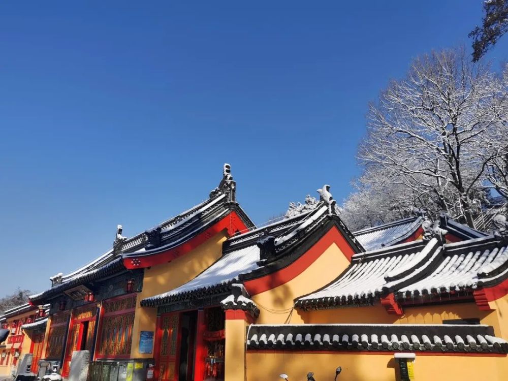 今起南京多个寺庙恢复开放南京旅游年卡确定延期