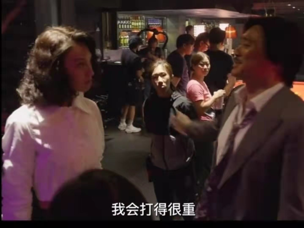 梅艳芳 重现92年掌掴事件 新人王丹妮要求真打硬接6个大巴掌 全网搜