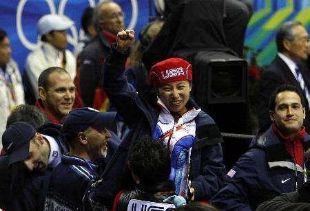 正在教练事业蒸蒸日上时,李琰收到了中国国家队的邀请,一边是高薪