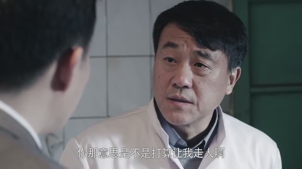 电视剧情满四合院中外表憨厚的傻柱却蕴藏着无穷的人生智慧