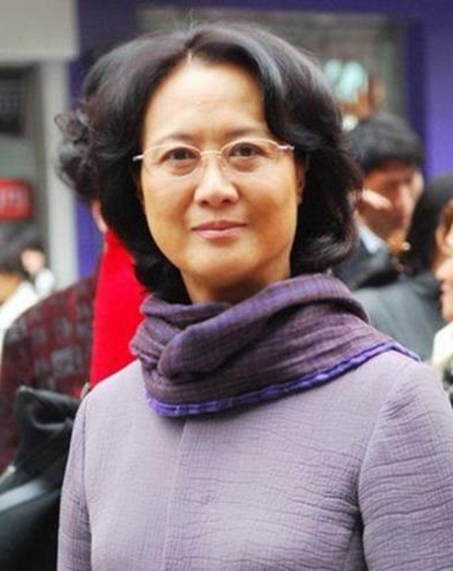 演员柏寒两段婚姻皆不幸刚走红就去世她的一生比黄连还苦