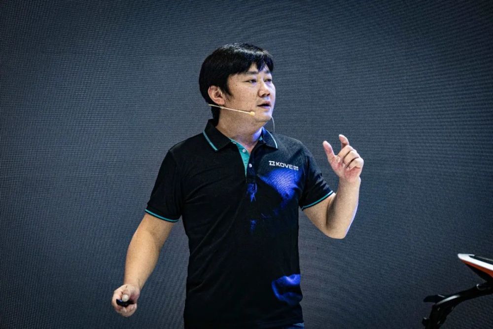 没有未来连发动机都没有,凯越走不长张雪就是个大忽悠,靠情怀忽悠小