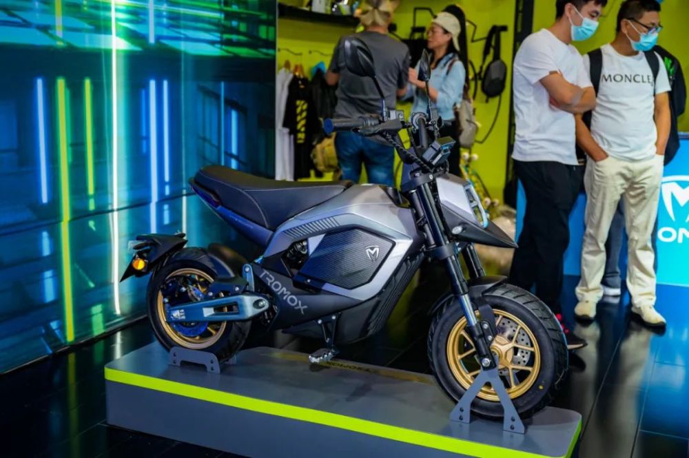 2021中国摩博会又一台抢眼电摩亮相摩兽悟来了