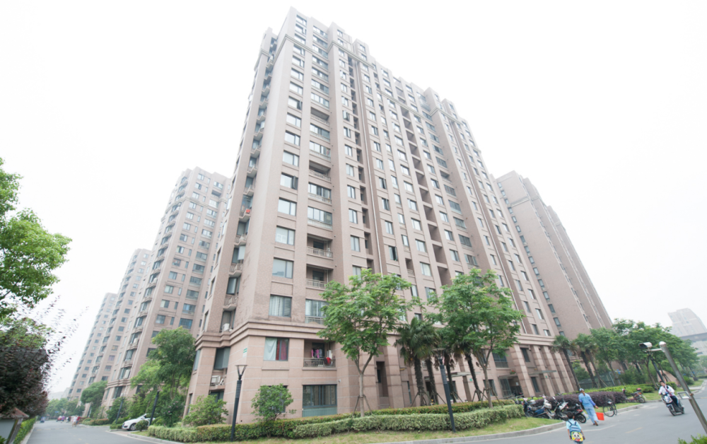 恒泰地产暴雷不断：多个项目停工、问题错综复杂(图2)